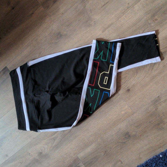 Pink Leggings - Picture 2 of 3